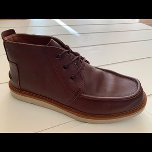 Toms Genuine Leather Chukka Boot